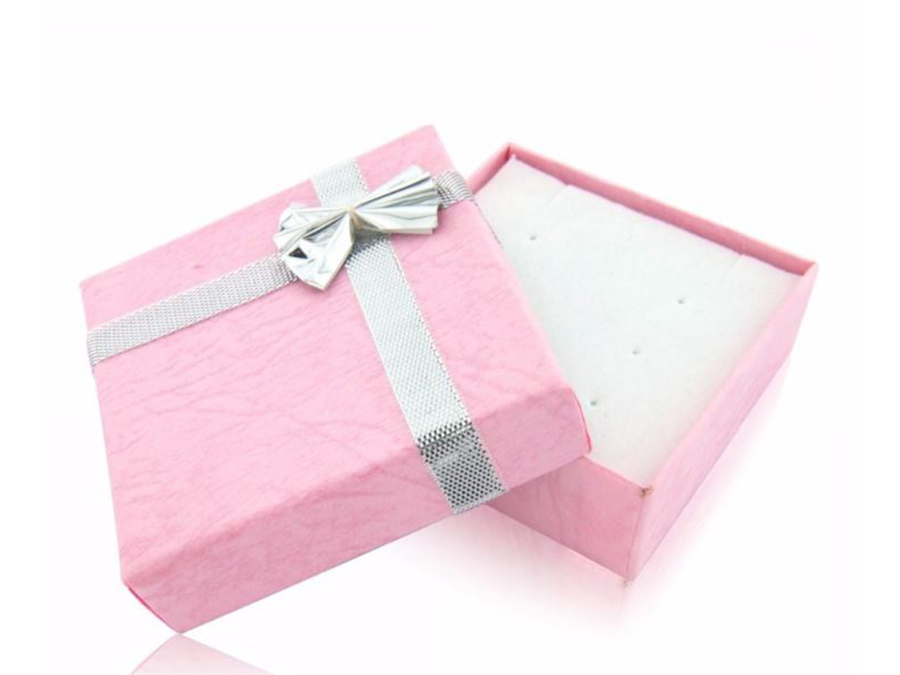 Ribbon gift box