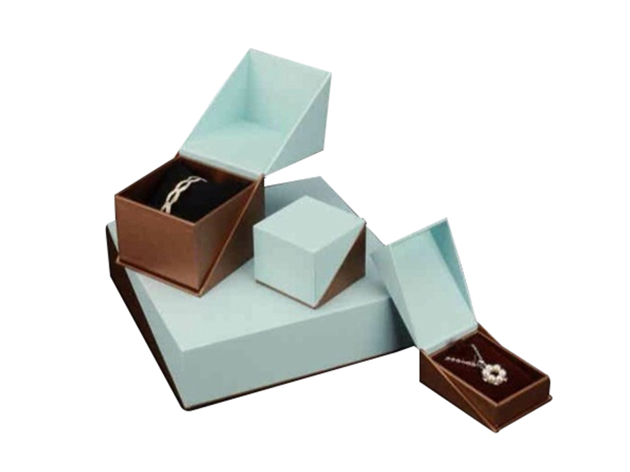 Personalized men jewelry box