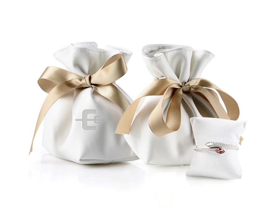 Jewelry gift bags