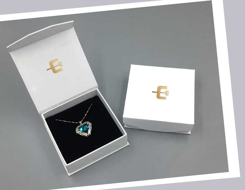 Custom jewellery packaging