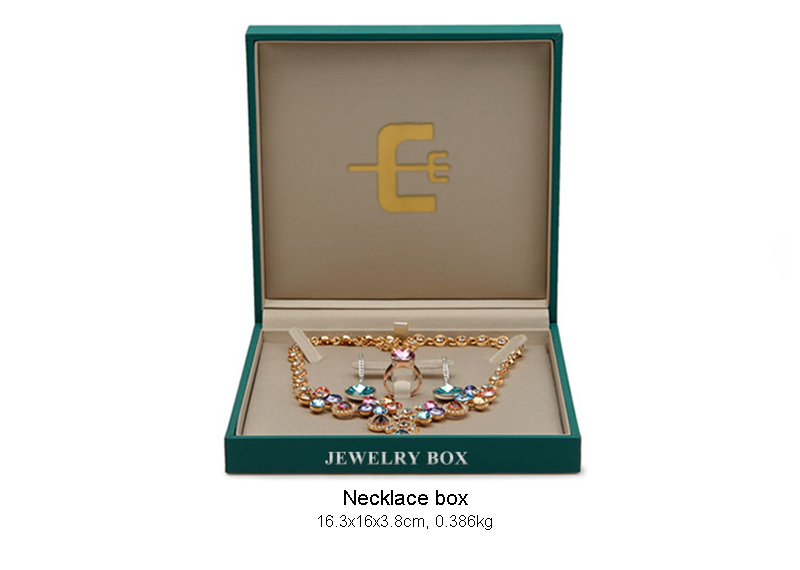Ring and earring box