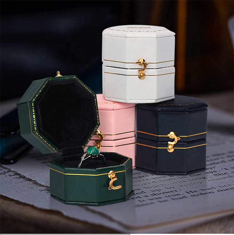 New design ring box