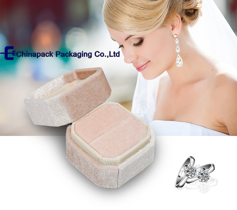 Wedding ring box