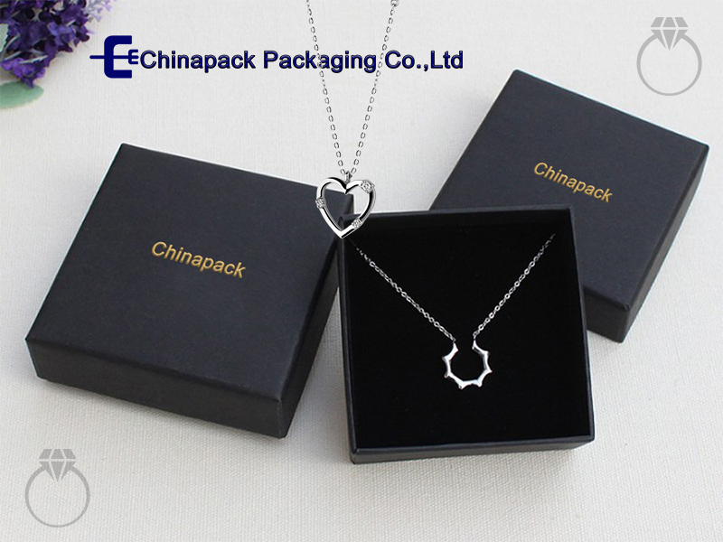 brand pendant box