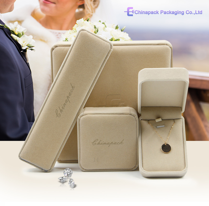 Design and Functionality of Necklace Jewelry Boxes