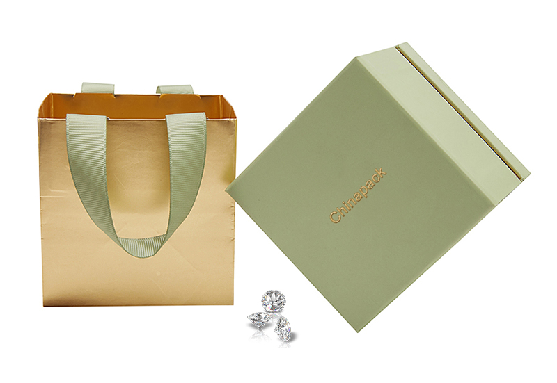 custom printed jewelry packaging