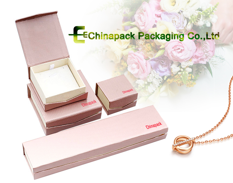 personalized bangle packaging