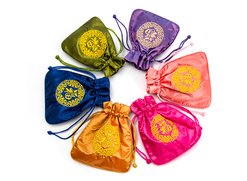silk pouch with embroidery logo