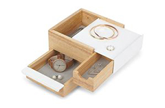 Expert Tips for Designing Custom Jewelry Boxes