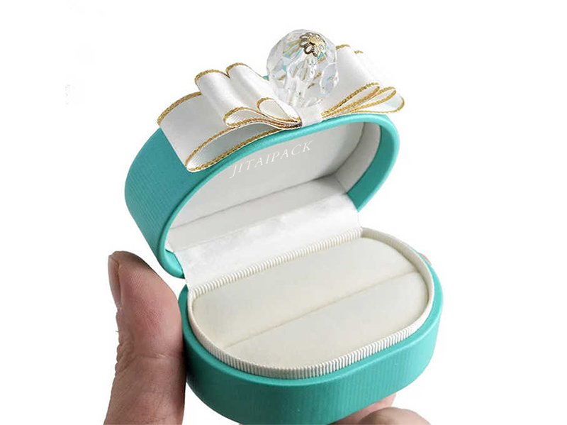 JPB108 gorgeous jewellery packaging