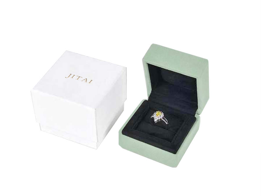 JPB121 pale green jewellery packaging