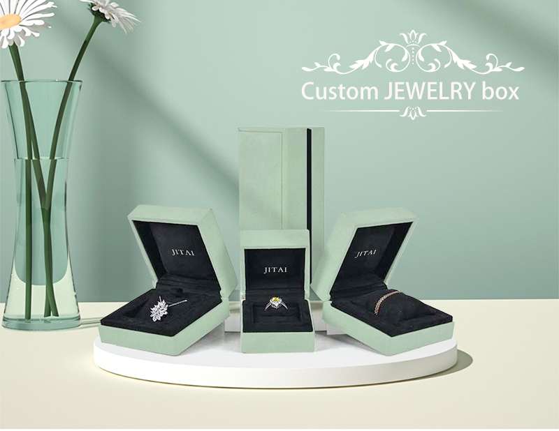 JPB121 pale green jewellery packaging