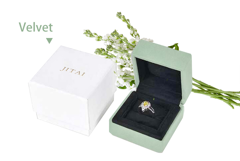 JPB121 pale green jewellery packaging