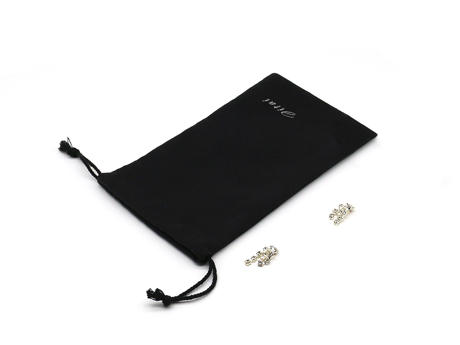 JPD068 black velvet jewellery pouch