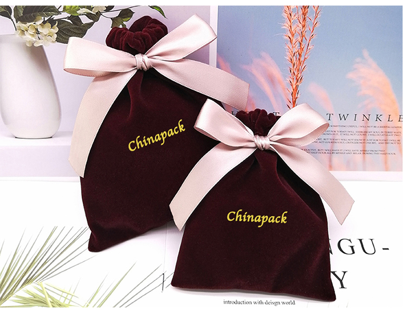 JPD048 black and pink jewellery pouch