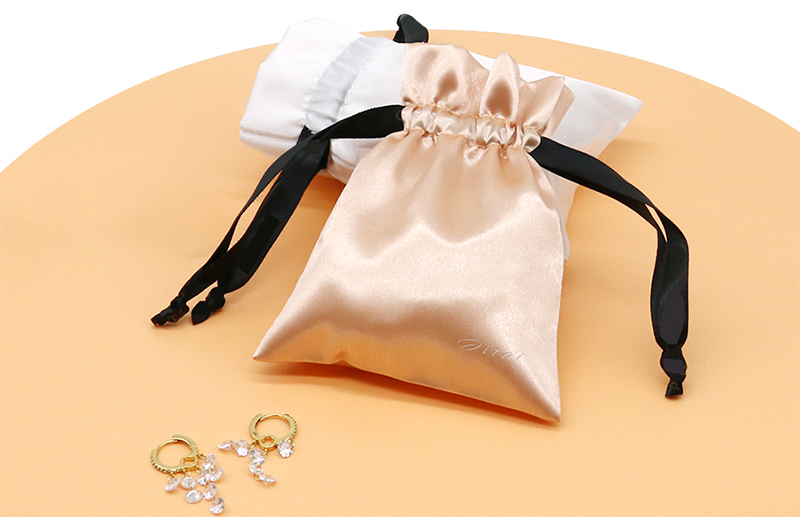 JPD073 jewellery pouch for earrings