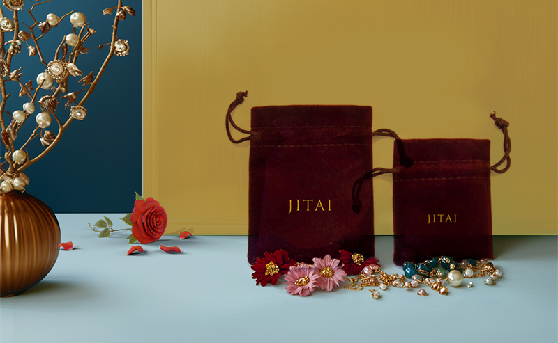 JPD084 red velvet jewellery bag