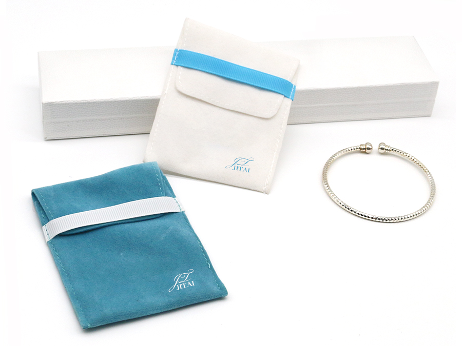 JPF031 blue and white jewellery pouch