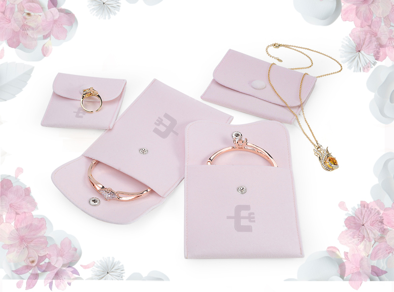 JPF021 pink velvet jewellery pouch