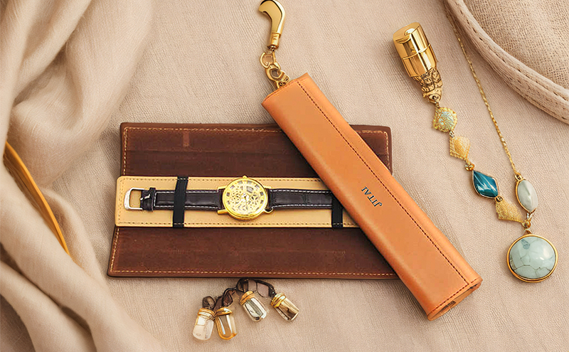 JPF045 Rectangular leather jewellery bag