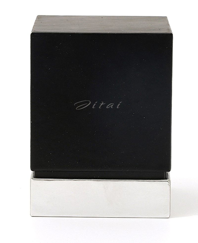 WPP015 black and white watch box