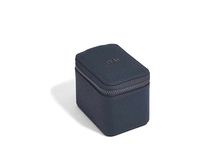 WPB034 leather watch box with zipper