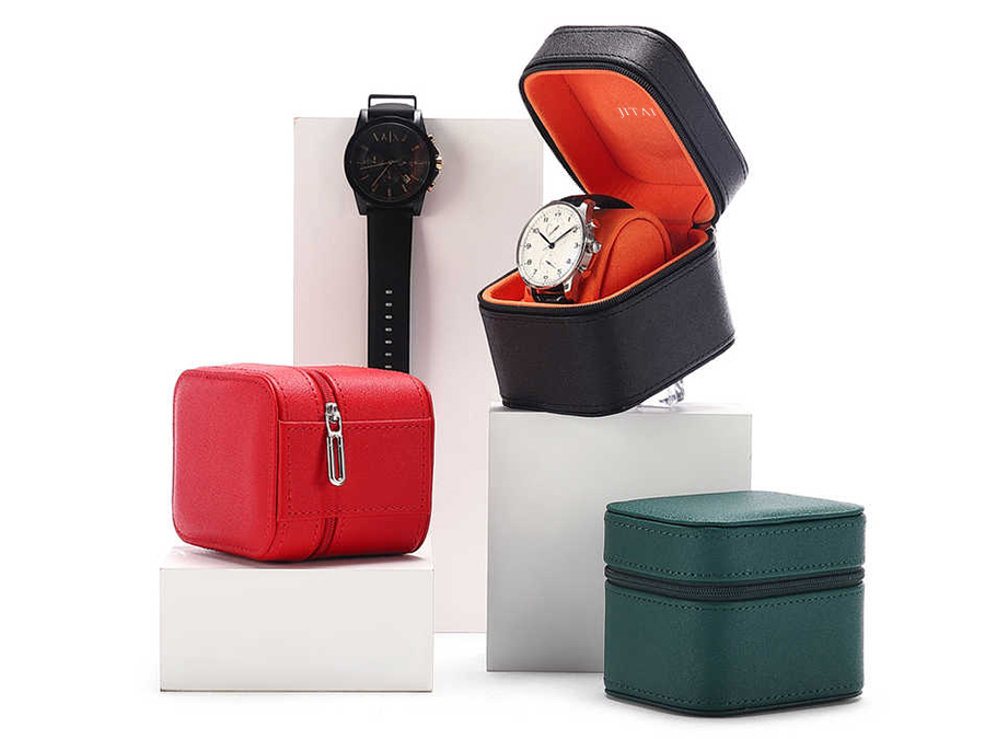 WPB050 leather watch box with zipper