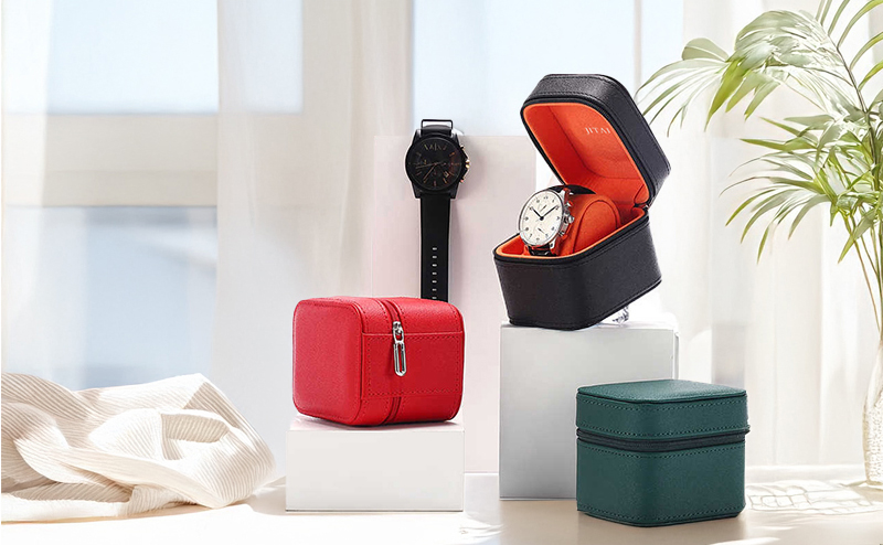 WPB050 leather watch box with zipper